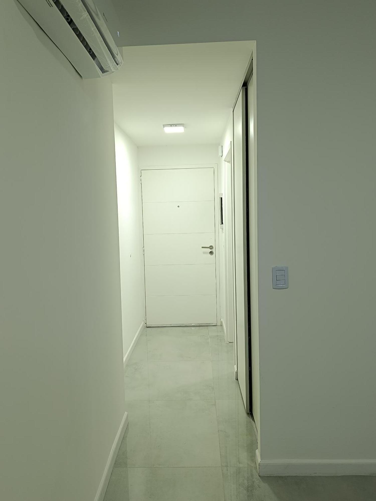 Torres Brickell Plaza. Apartment Tigre